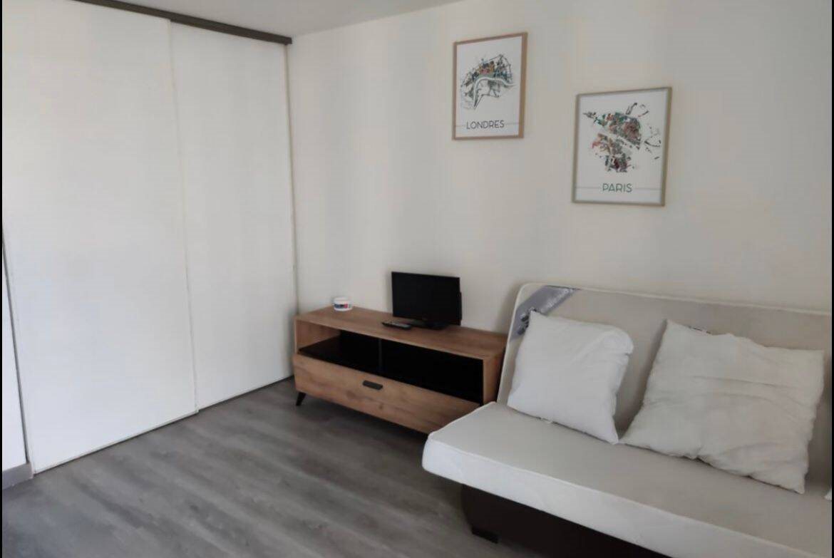 Appartement à louer, 233m², Nîmes