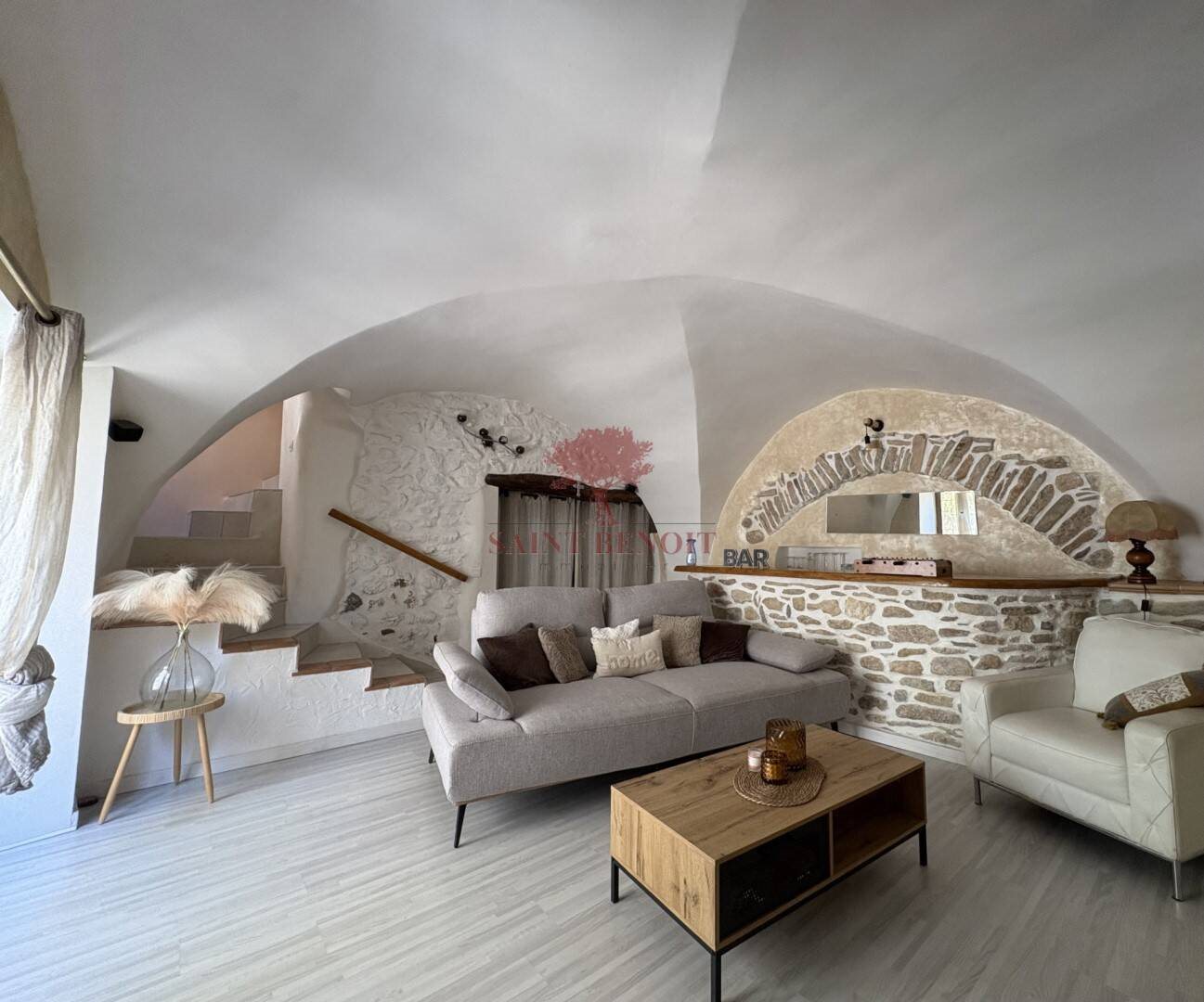 Maison à louer, 115m², Montpeyroux