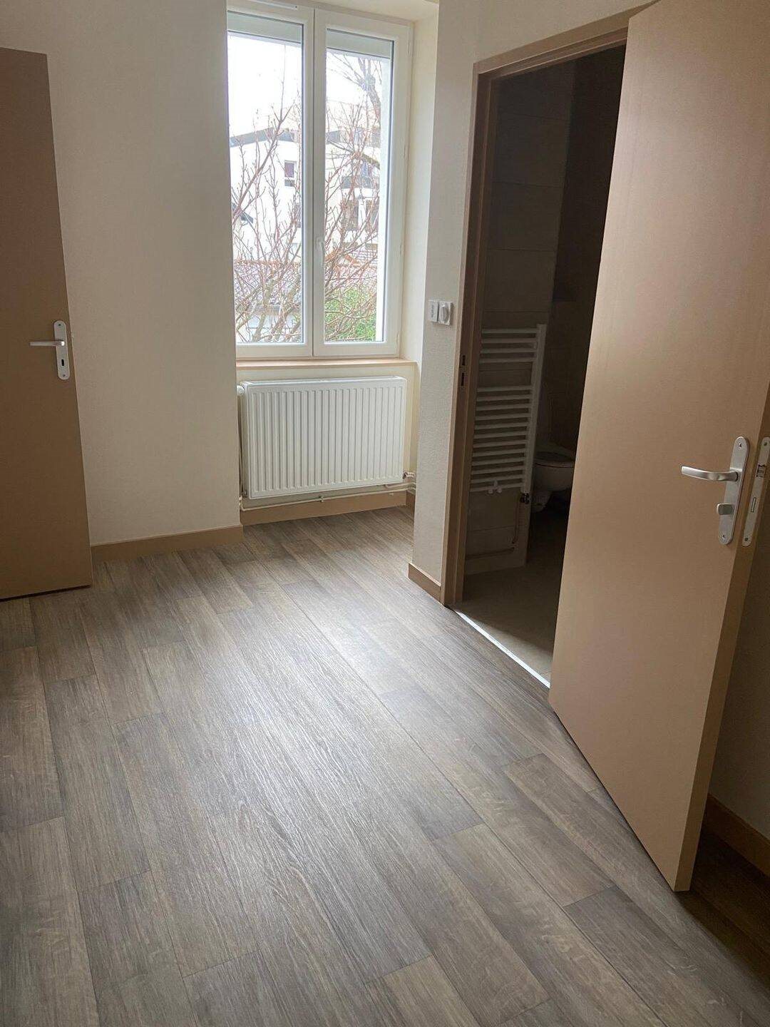Appartement à vendre, 31m², Sathonay-Camp