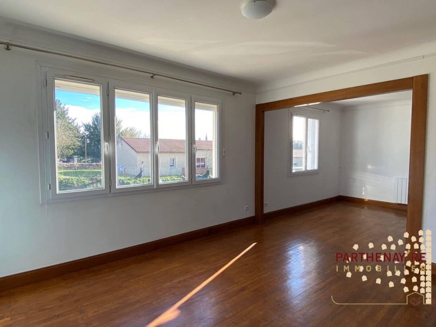 Maison à vendre, 74m², Châtillon-sur-Thouet