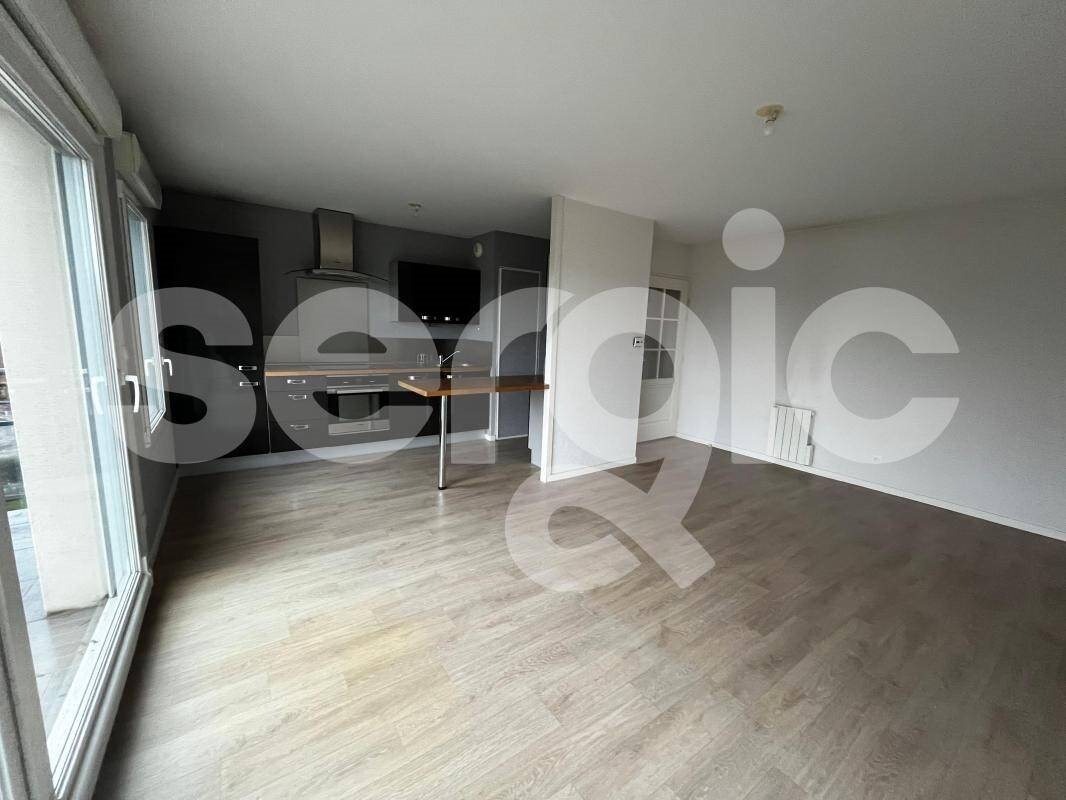 Appartement à louer, 69m², Tinqueux