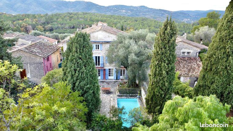 Maison à louer, 238m², Mouans-Sartoux