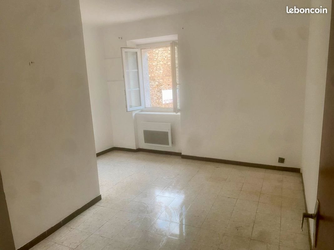 Appartement à louer, 40m², Le Luc