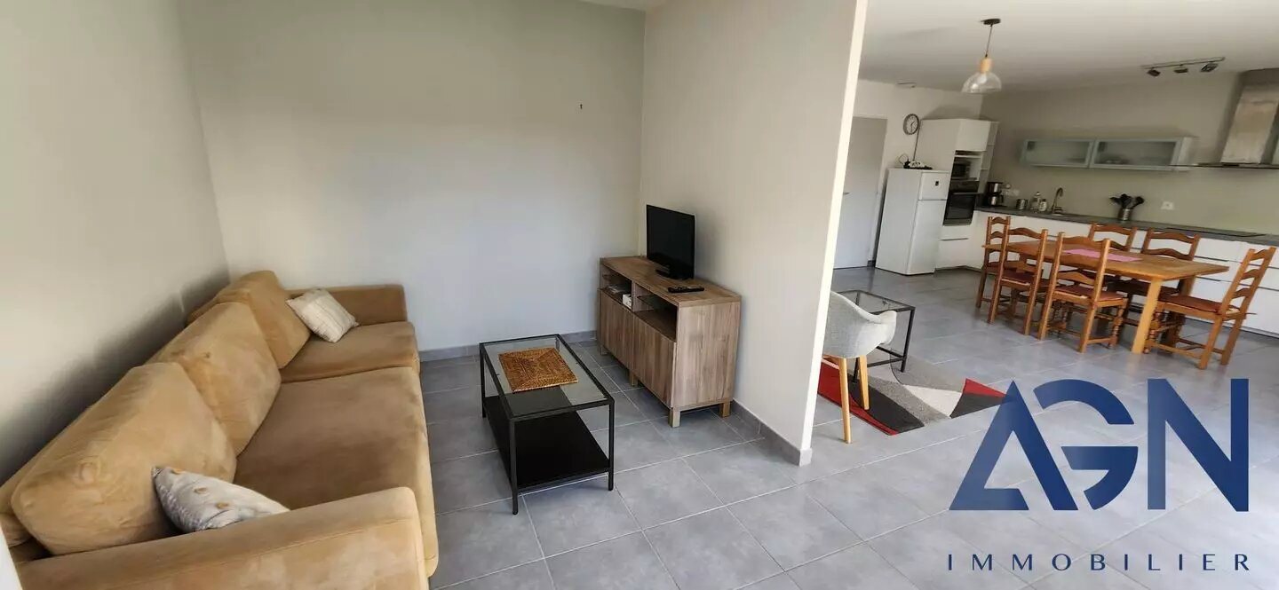 Maison à louer, 80m², Pignan