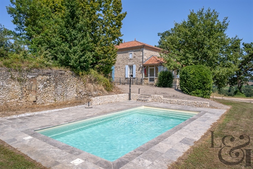 Renovated stone mansion with swimming pool and panoramic view in Brugnac, Lot-et-Garonne (47)