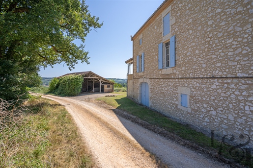 Renovated stone mansion with swimming pool and panoramic view in Brugnac, Lot-et-Garonne (47)