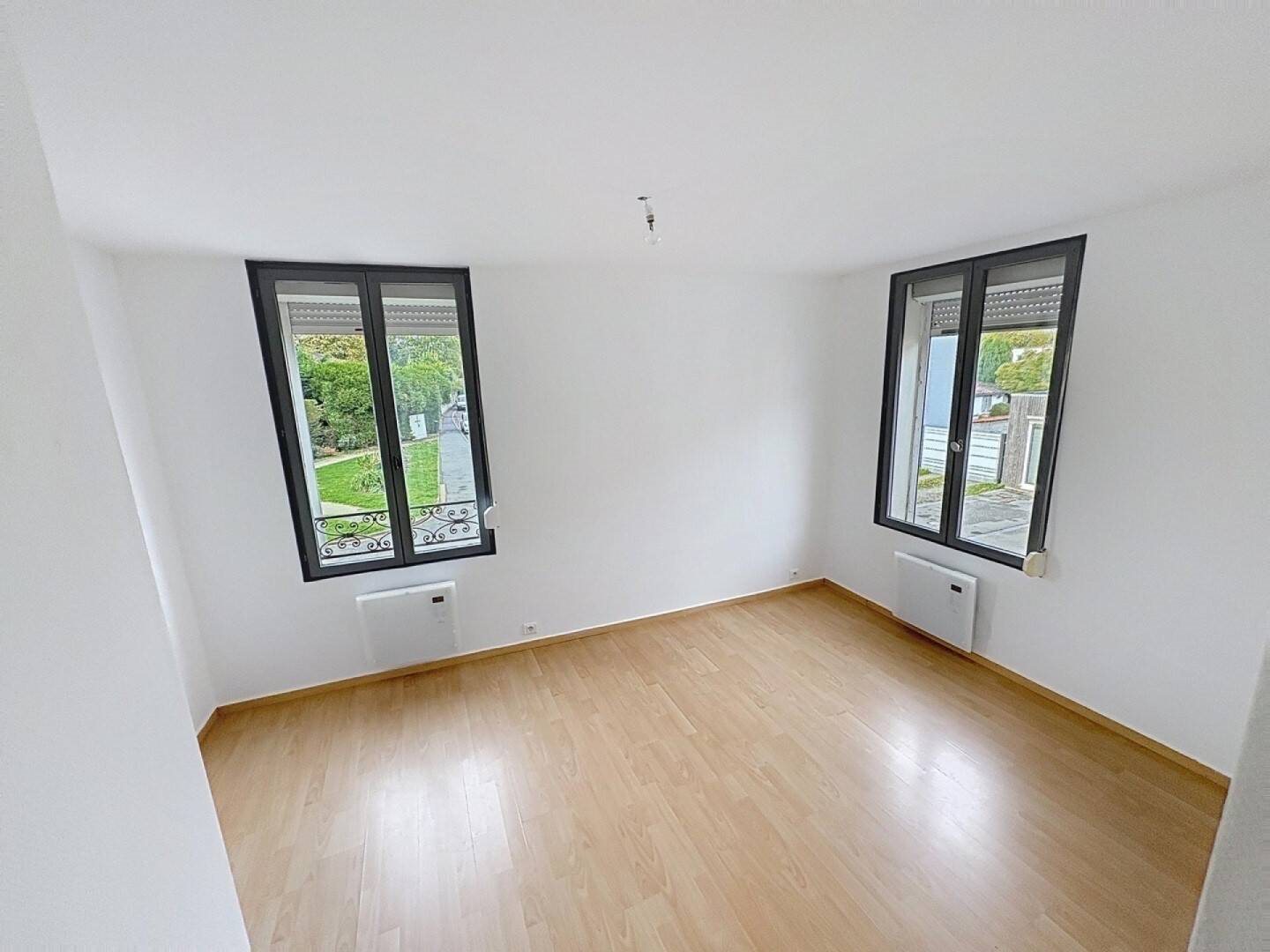 Maison à louer, 68m², Santes