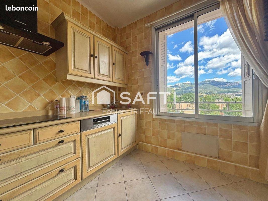 Appartement à vendre, 80m², Toulon