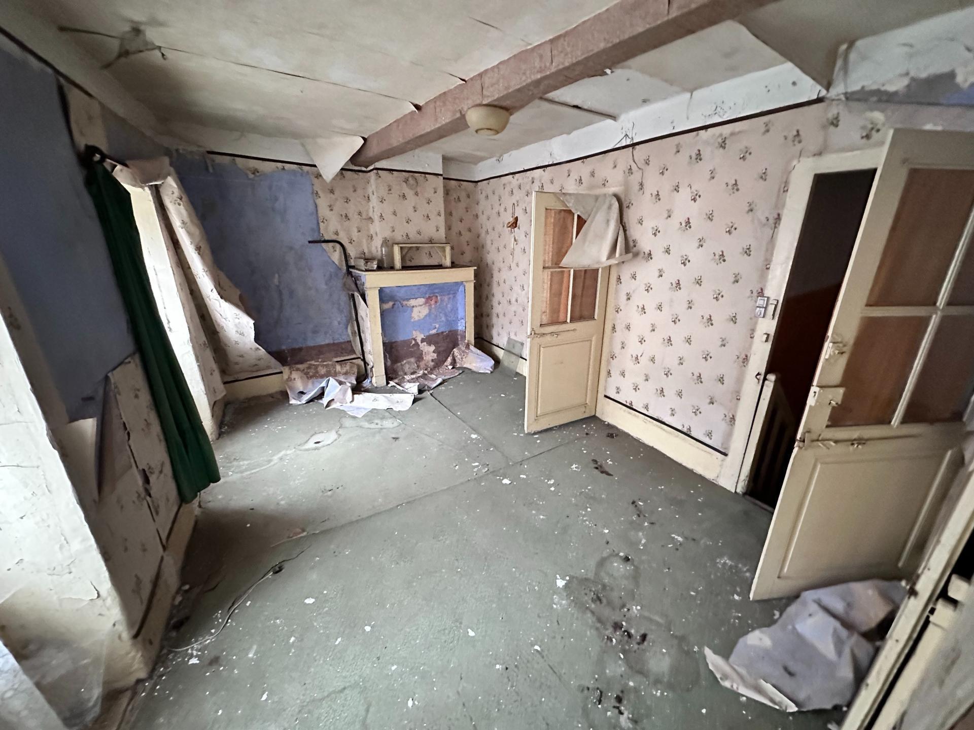 Maison à vendre, 90m², Ambierle