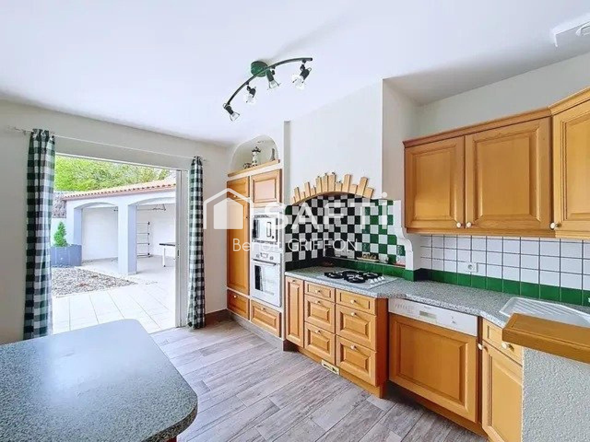 Maison à vendre, 121m², Tiffauges