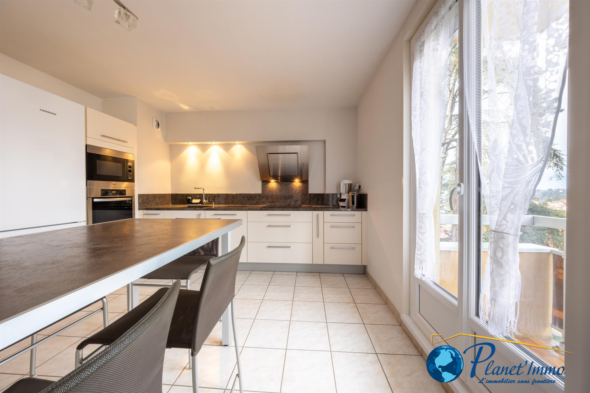 Appartement à vendre, 103m², Saint-Priest-en-Jarez