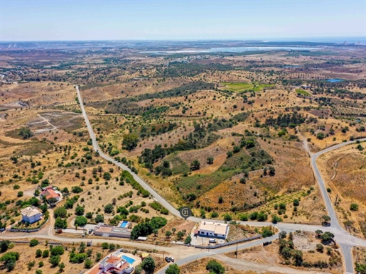 Urban Land To Build a Detached Villa onle 6kms away from Altura Beach