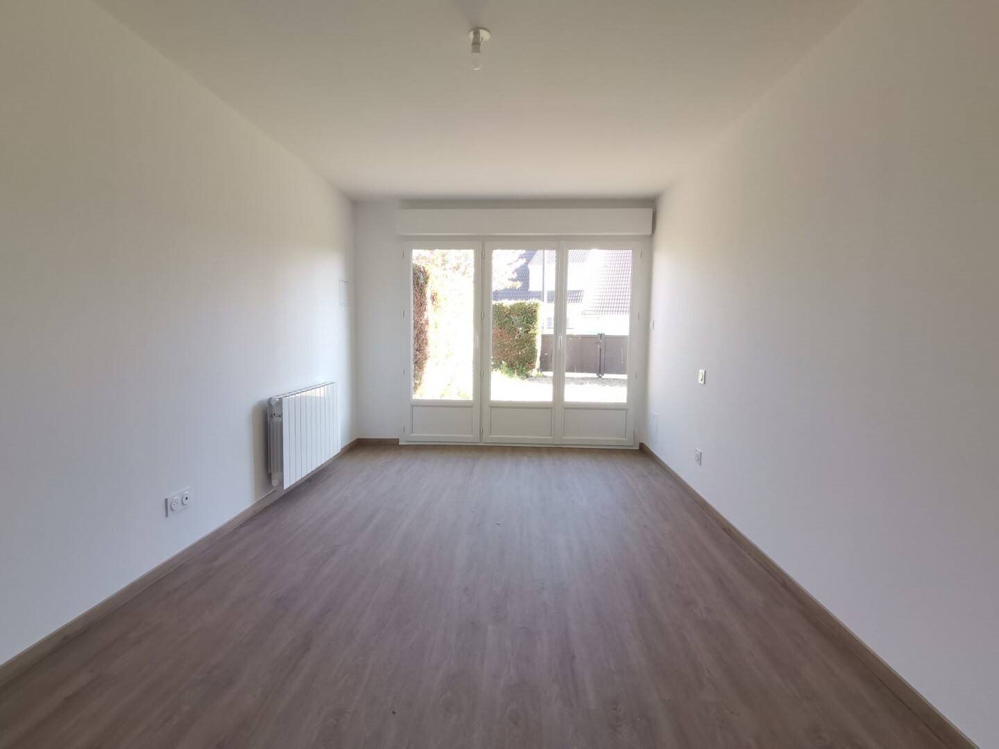 Maison à louer, 105m², Angerville-la-Campagne