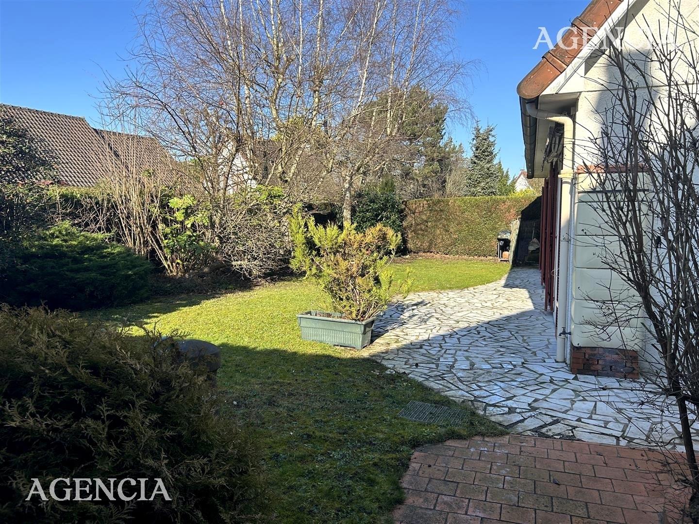 Compra: Vivenda (77340)