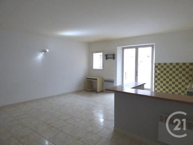 Appartement à louer, 58m², Saint-Maximin-la-Sainte-Baume