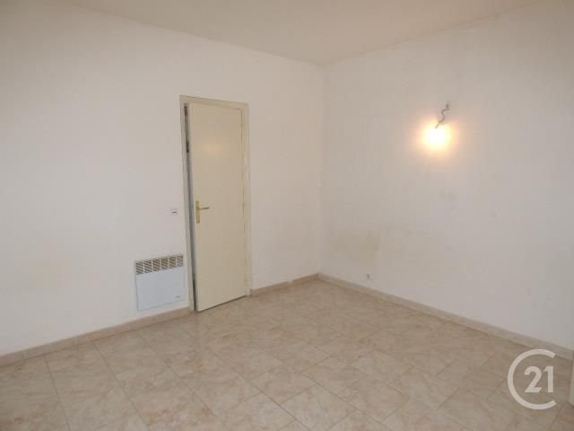 Appartement à louer, 58m², Saint-Maximin-la-Sainte-Baume