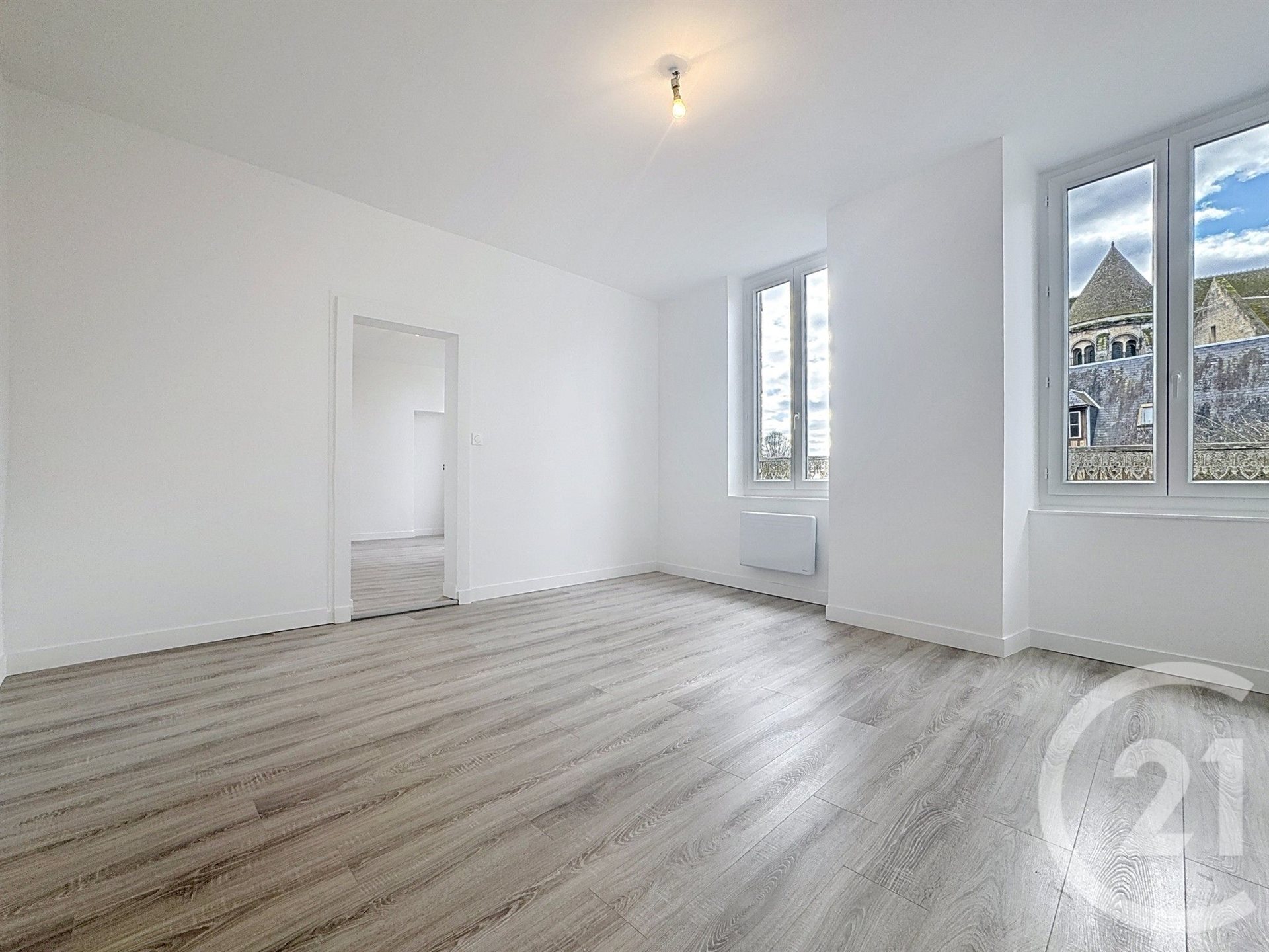 Appartement à louer, 43m², Noyon