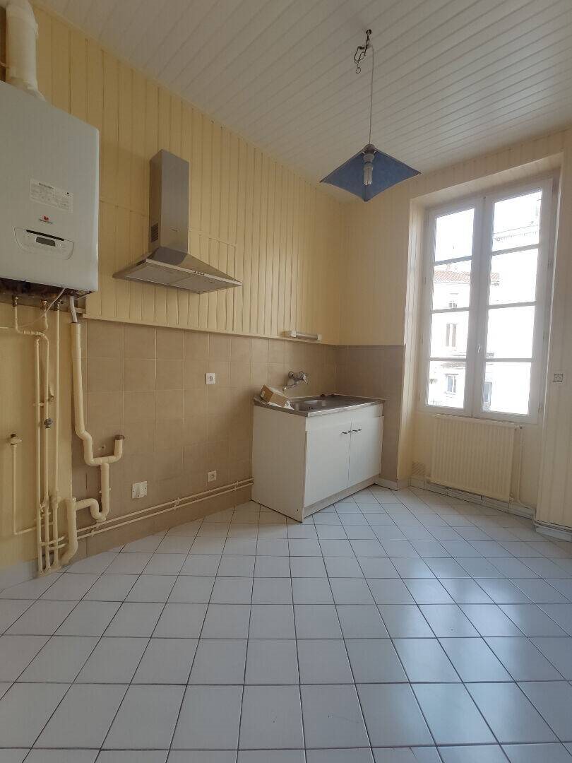 Appartement à louer, 49m², Tonnay-Charente