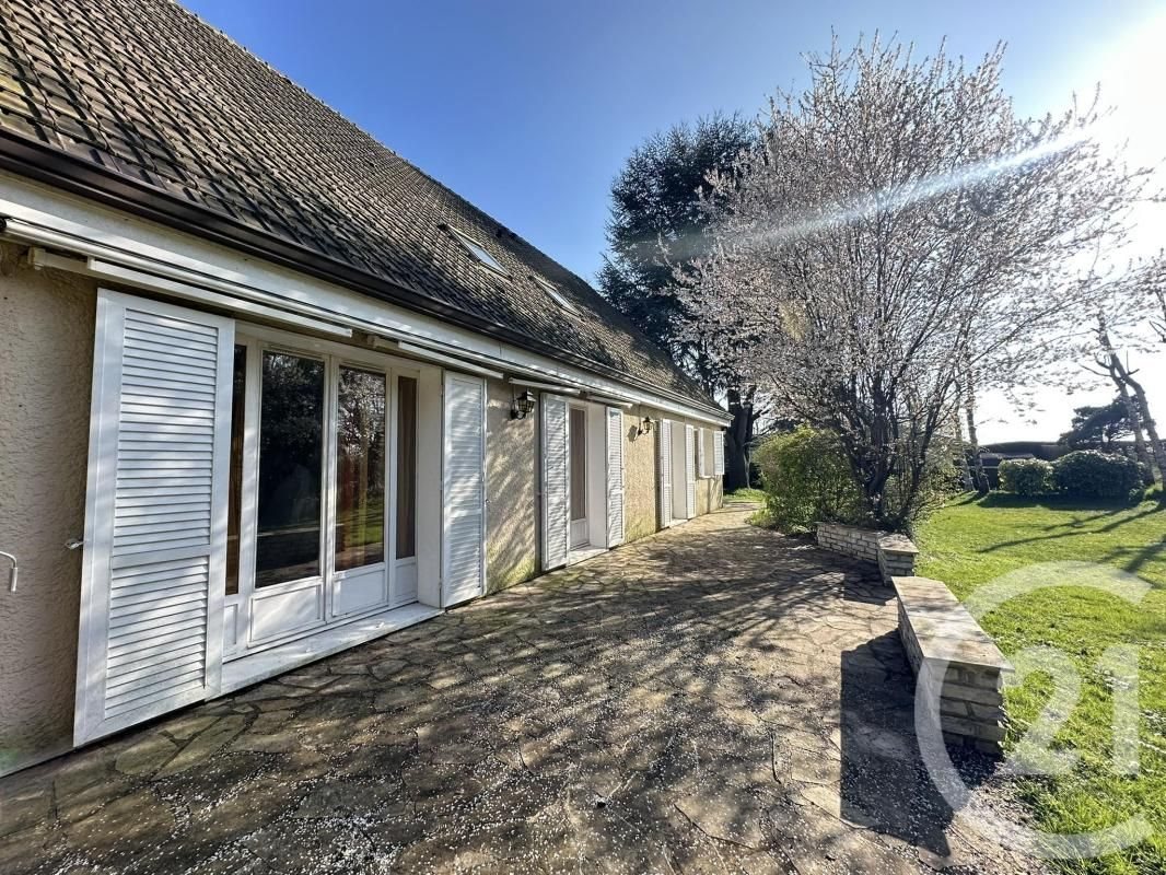 Maison à louer, 183m², Janville-sur-Juine