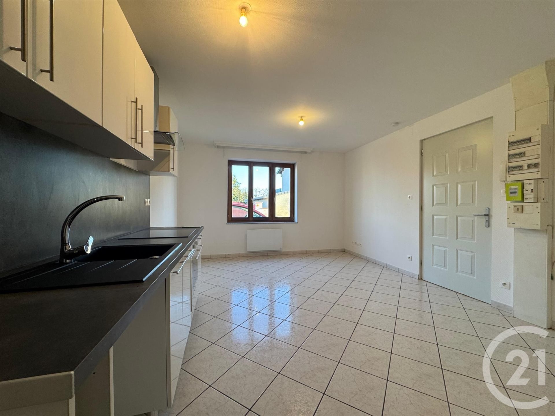 Appartement à louer, 28m², Servigny-lès-Sainte-Barbe