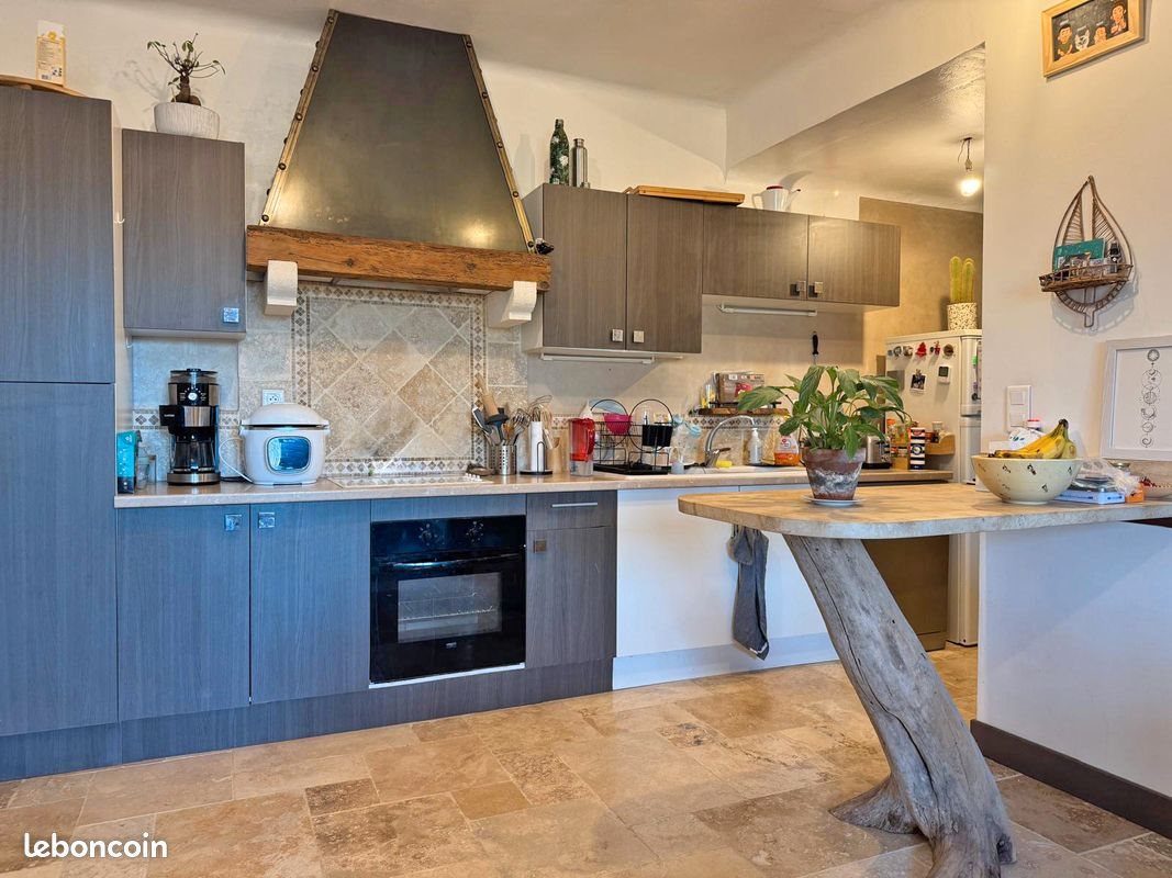 Appartement à vendre, 93m², Vallabrègues