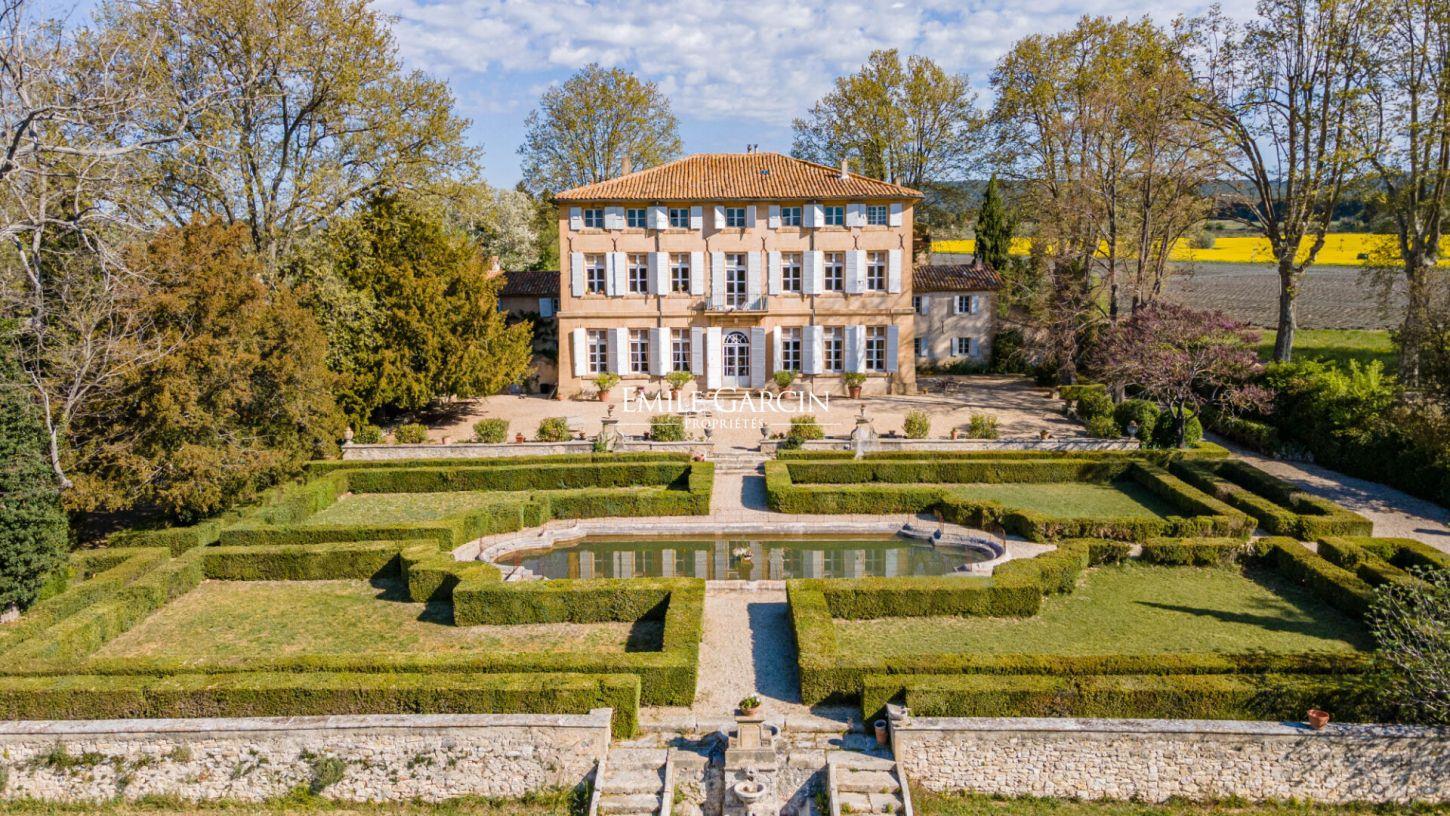 Maison à vendre, 1000m², Aix-en-Provence