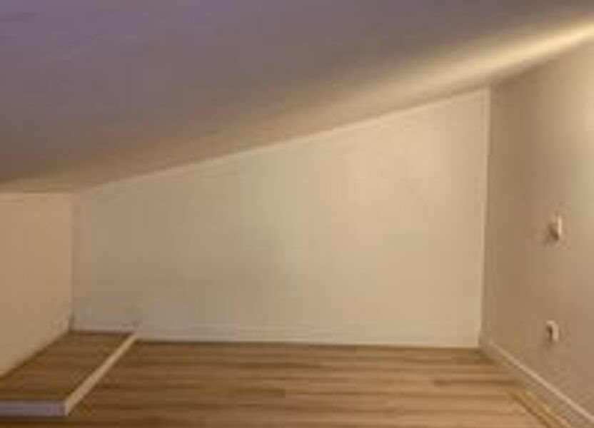 Appartement à louer, 30m², Nîmes