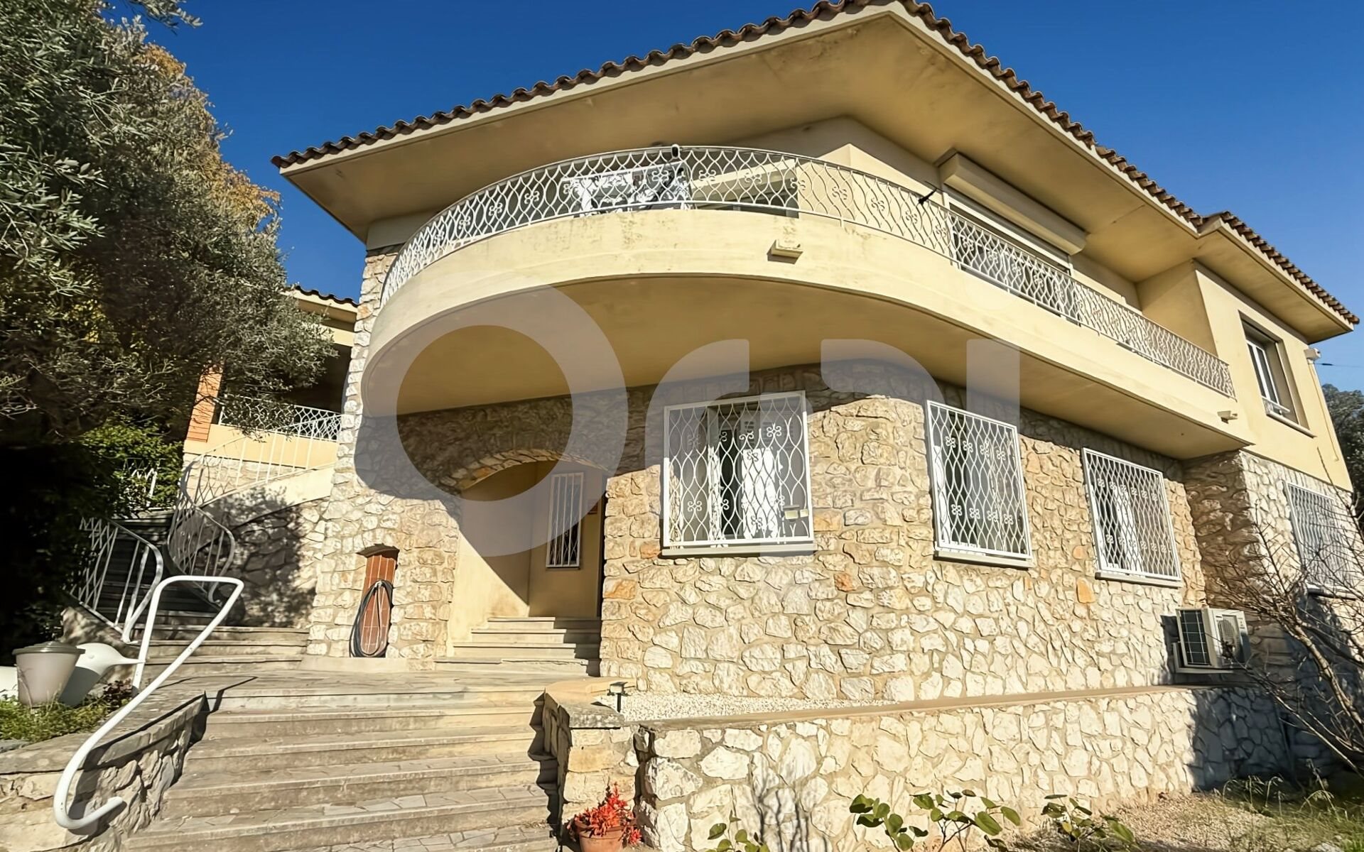 Maison à louer, 220m², Toulon