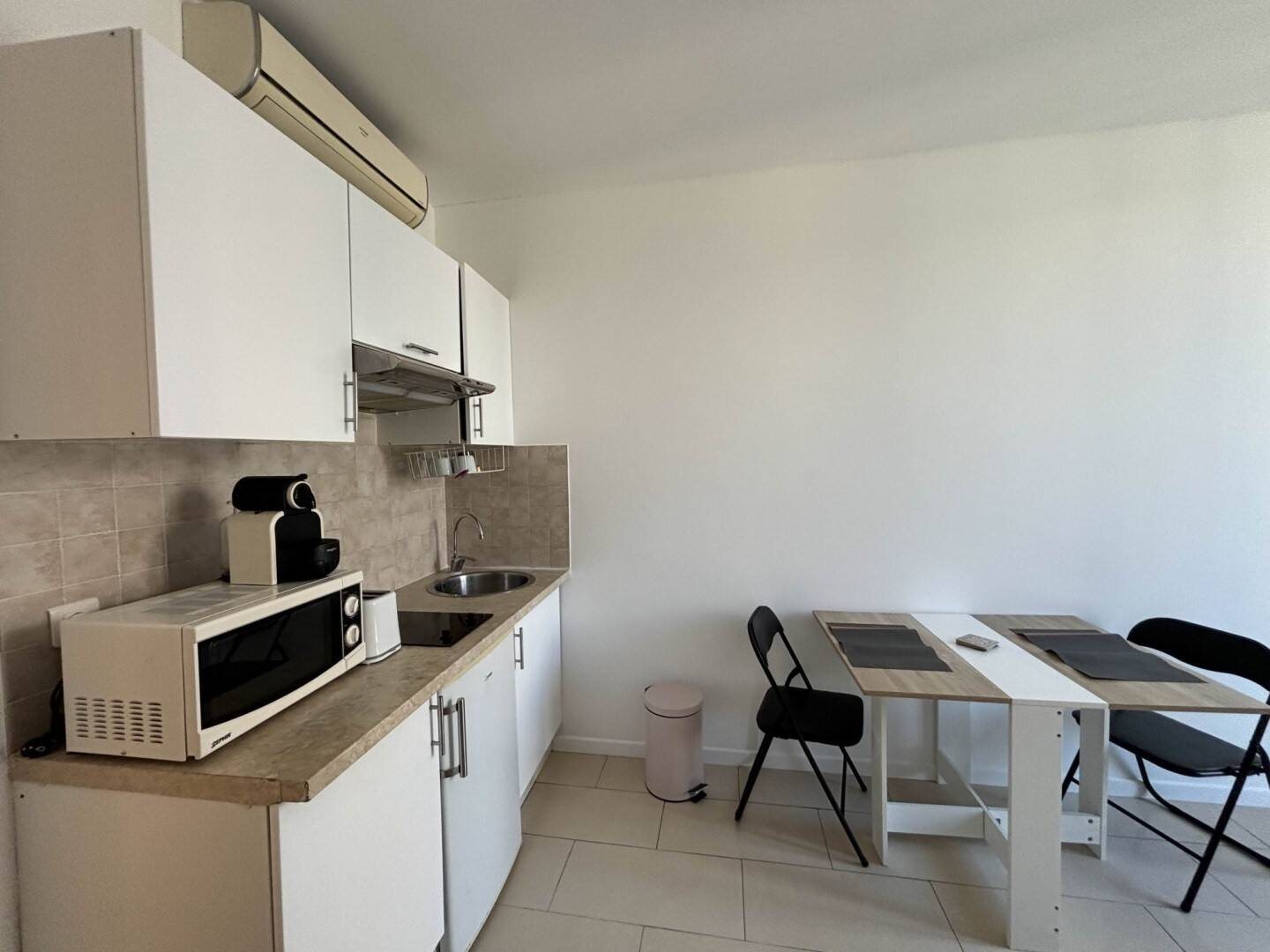 Appartement à louer, 19m², Nice