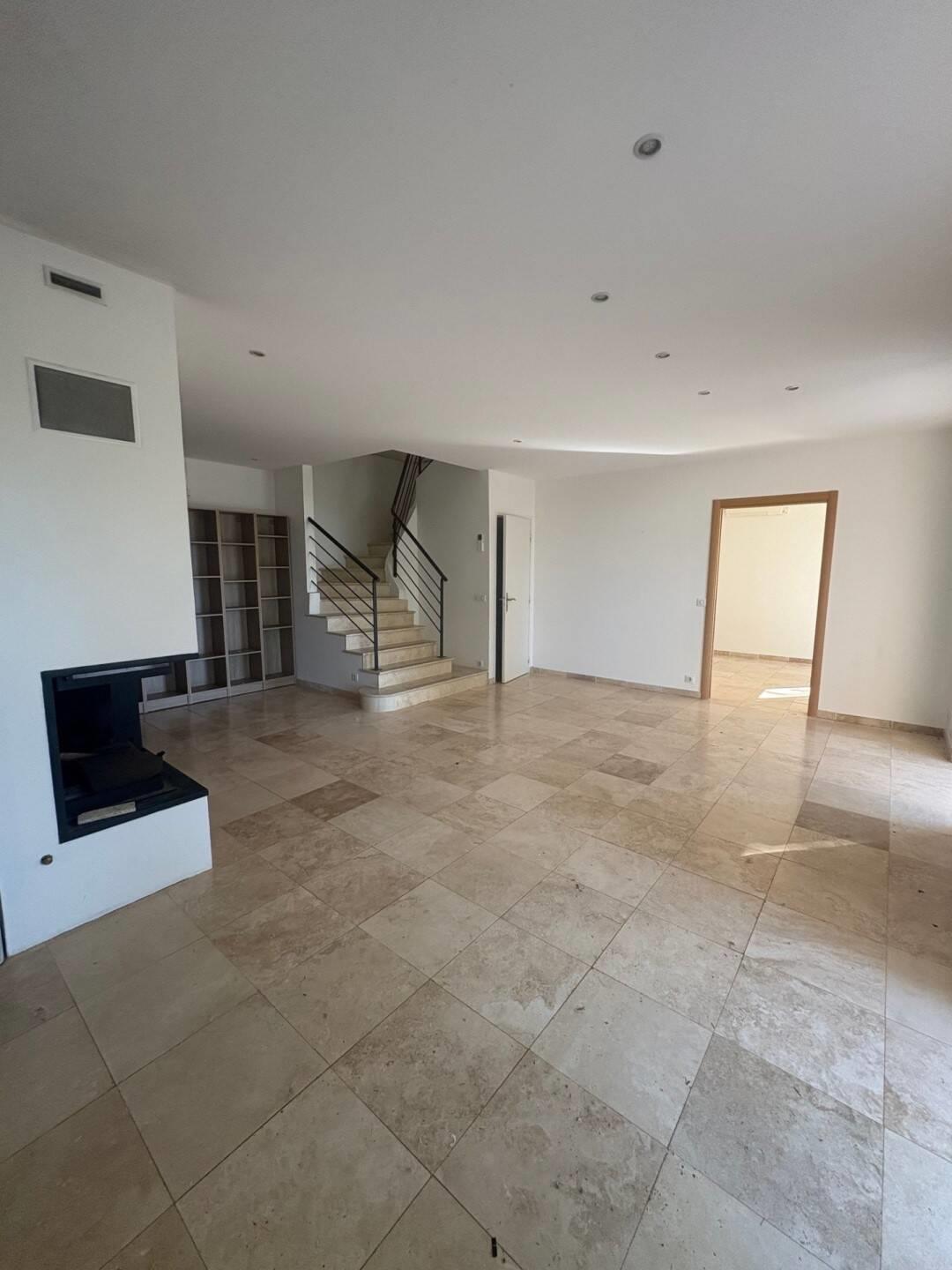 Maison à louer, 108m², Aix-en-Provence