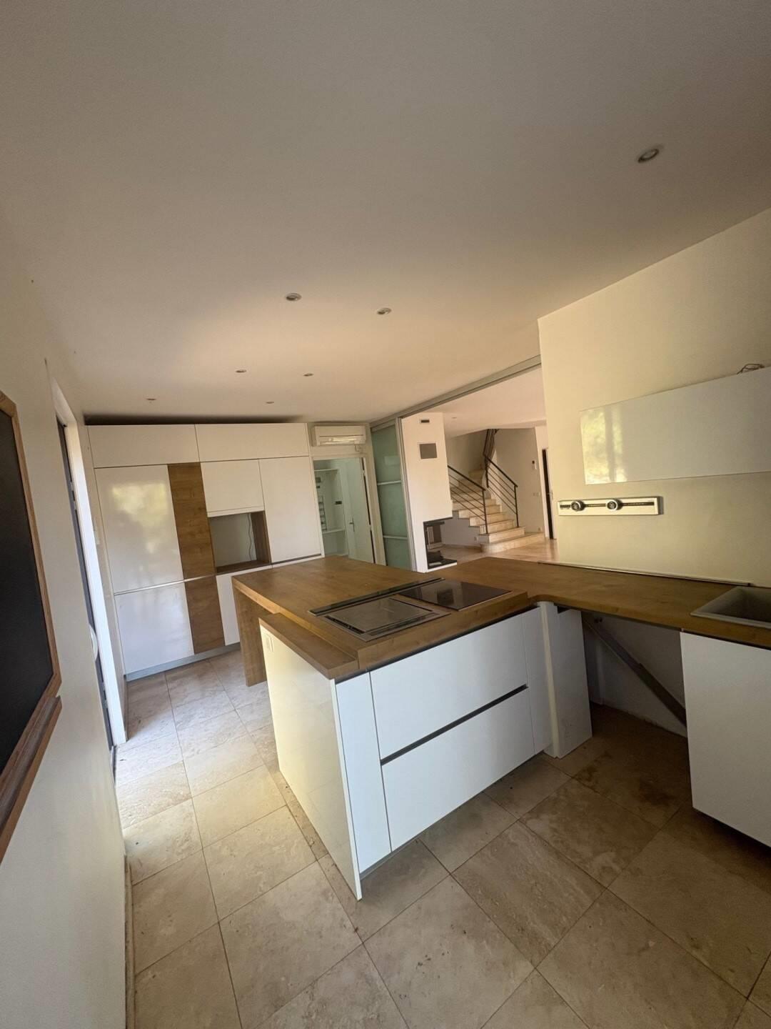 Maison à louer, 108m², Aix-en-Provence