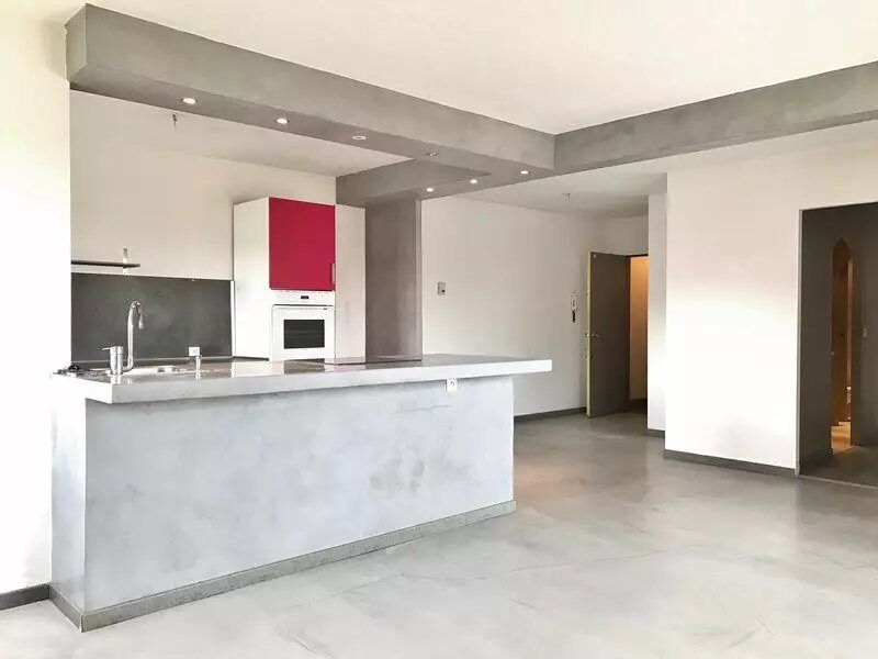Appartement à louer, 70m², Marseille 8ème
