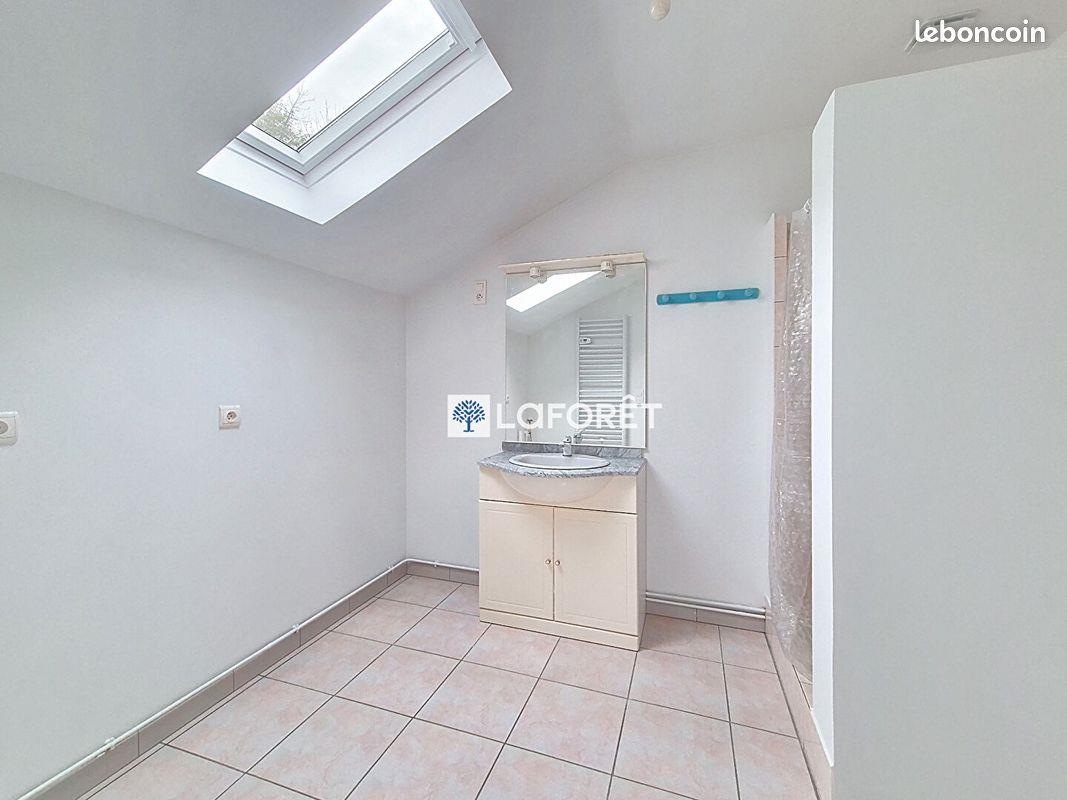 Maison à louer, 62m², Guny