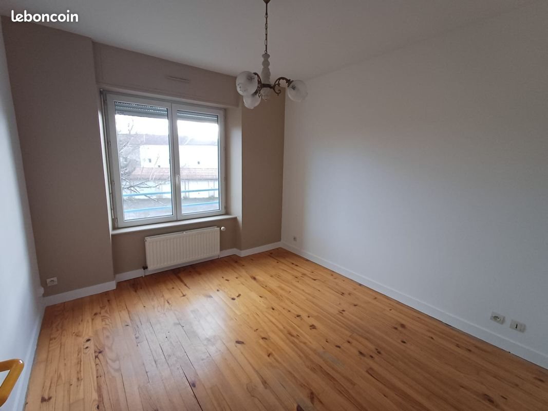 Appartement à louer, 45m², Sainte-Sigolène