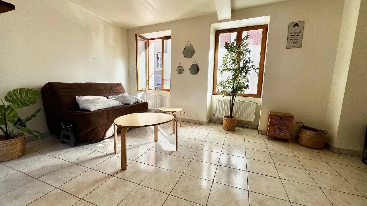 Appartement à louer, 25m², Louvres