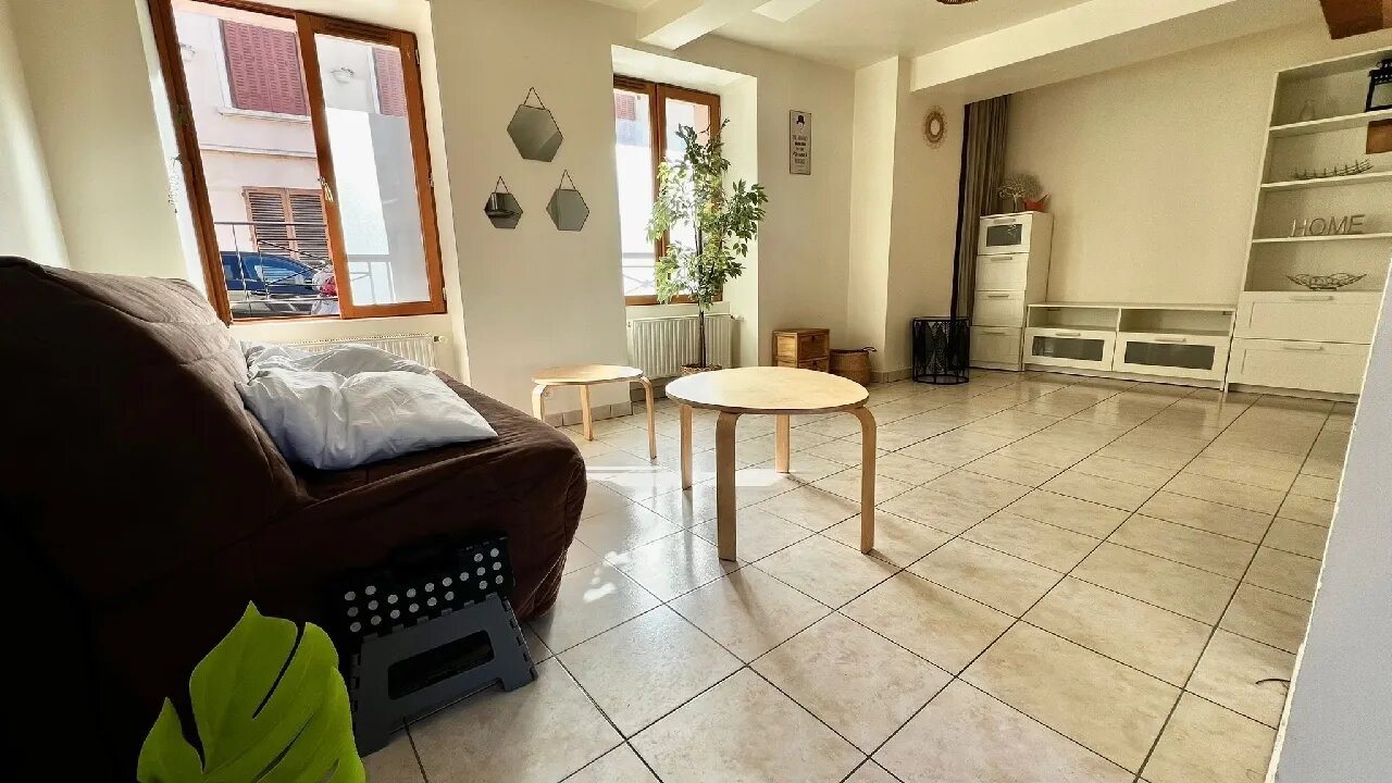 Appartement à louer, 25m², Louvres