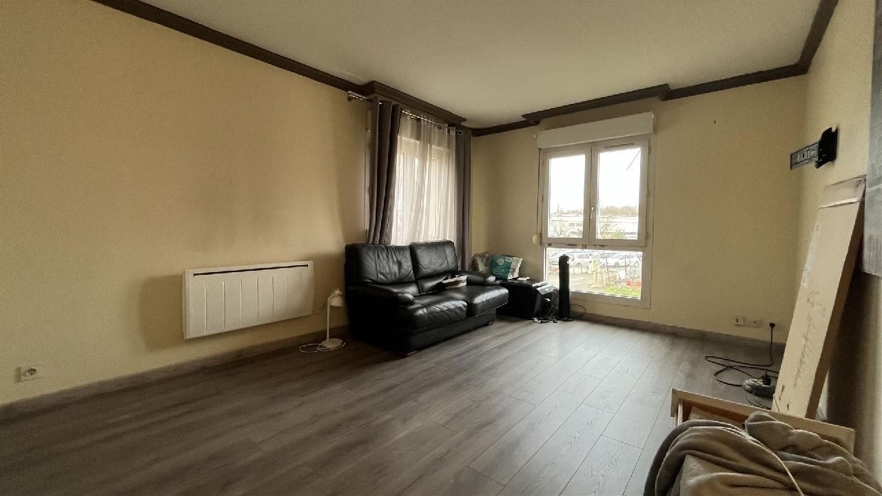 Appartement à louer, 43m², Louvres