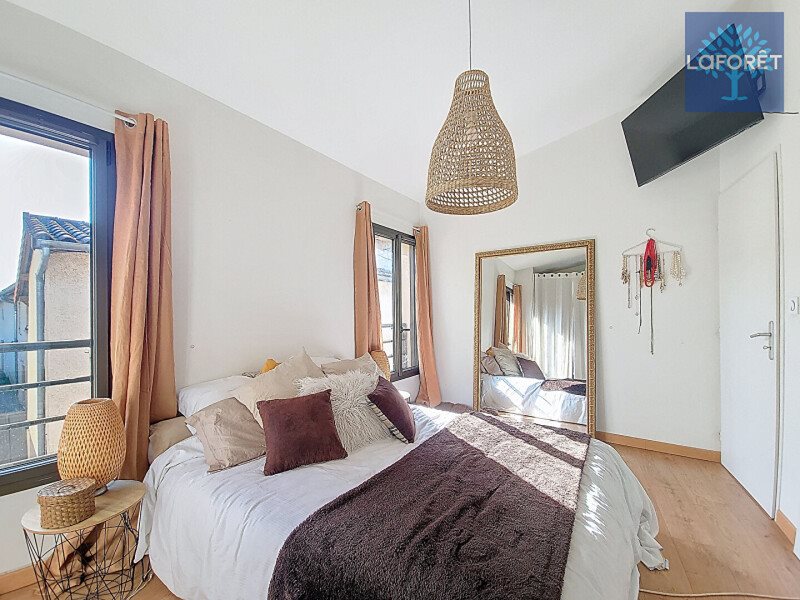 Appartement à louer, 66m², Charly