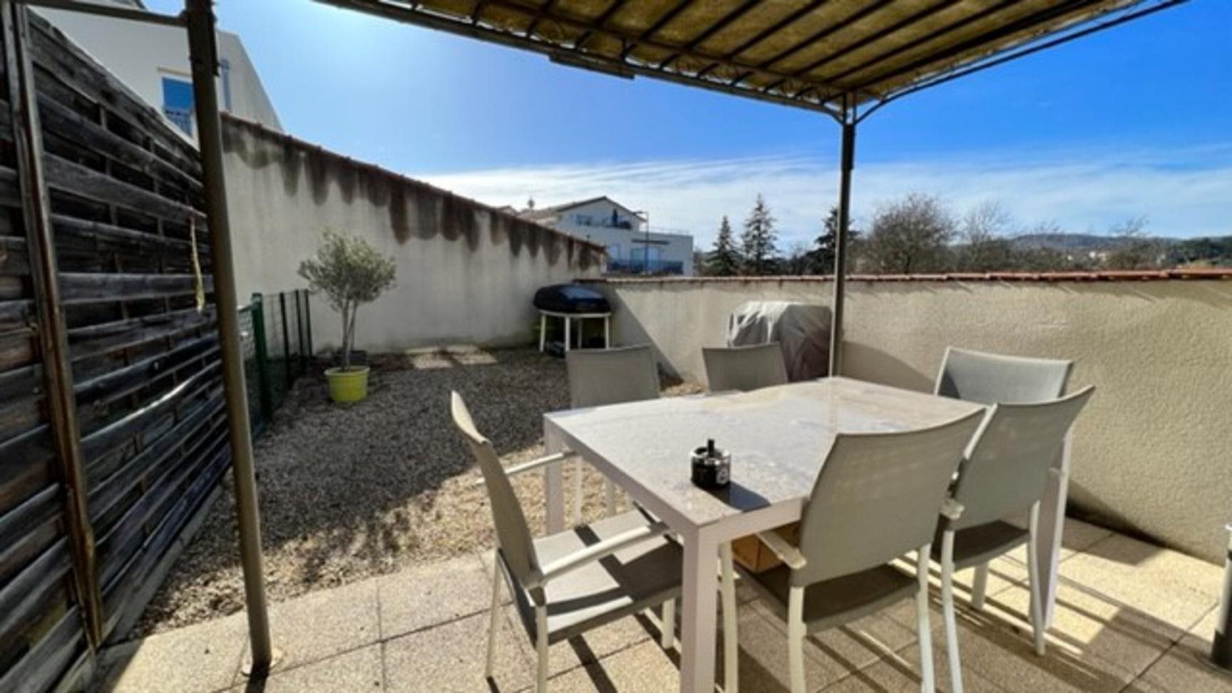 Appartement à louer, 37m², Lentilly