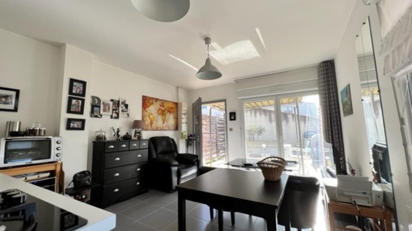 Appartement à louer, 37m², Lentilly