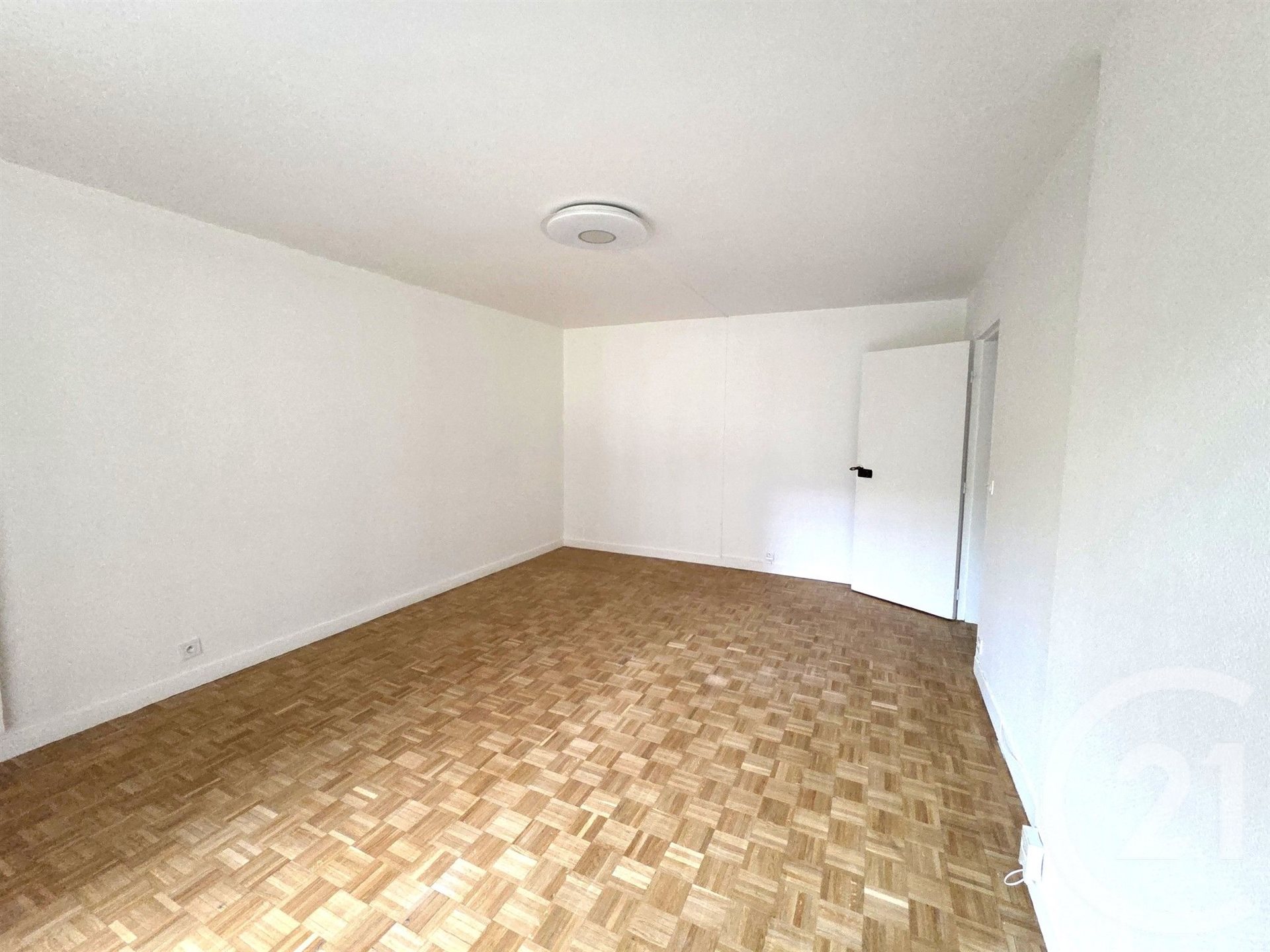 Appartement à louer, 58m², Paris 19ème
