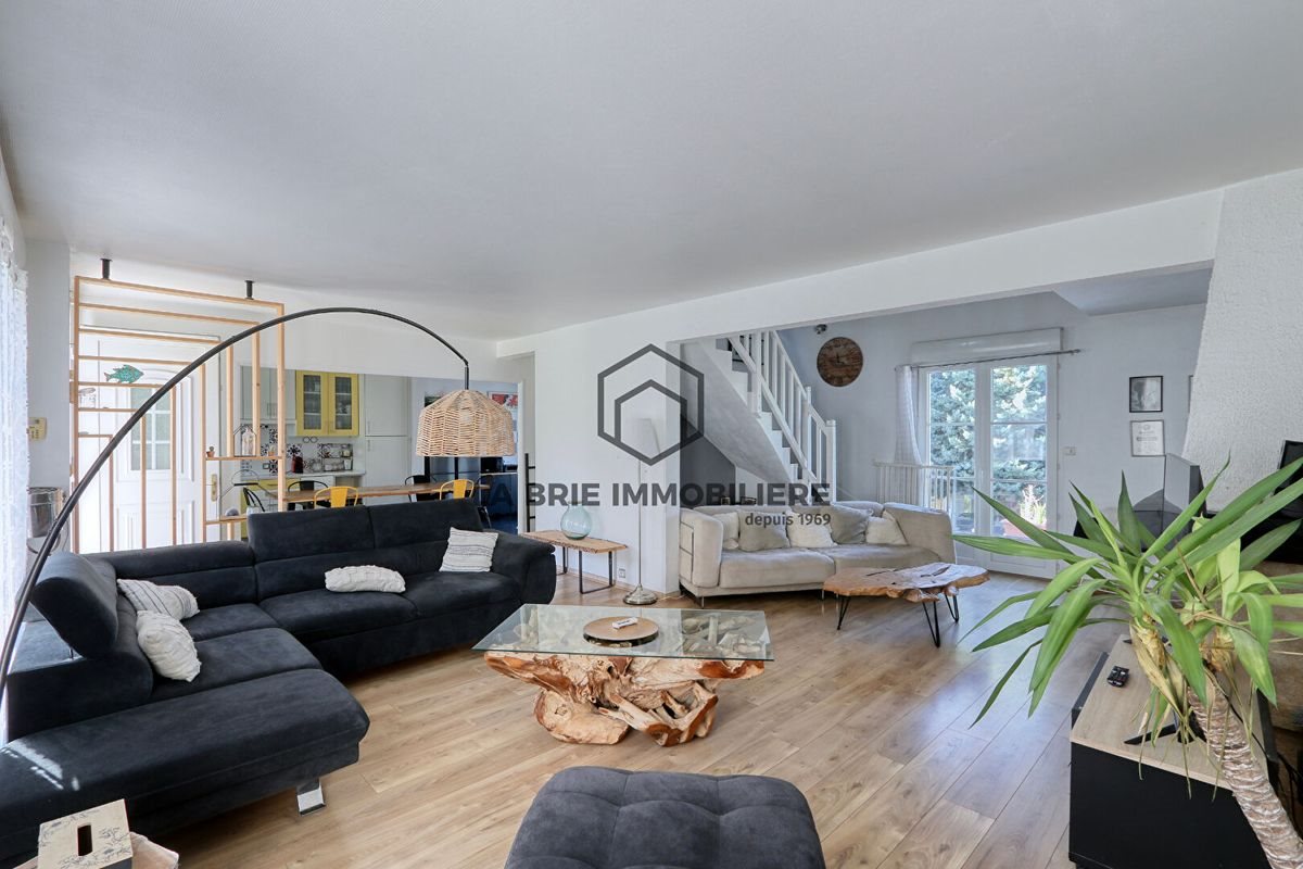 Maison à louer, 156m², Santeny