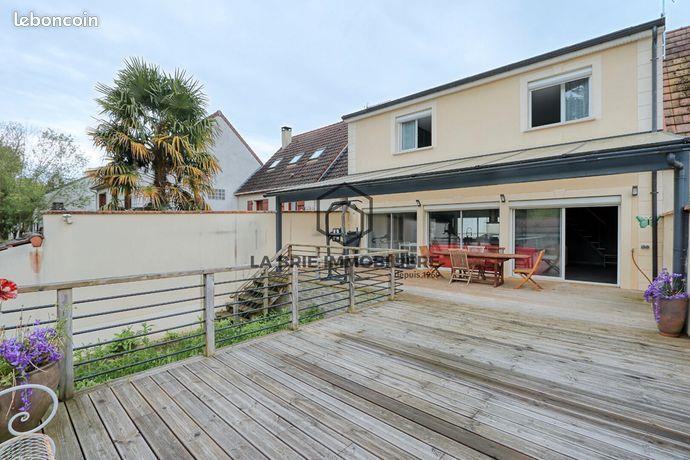 Maison à louer, 156m², Quincy-sous-Sénart
