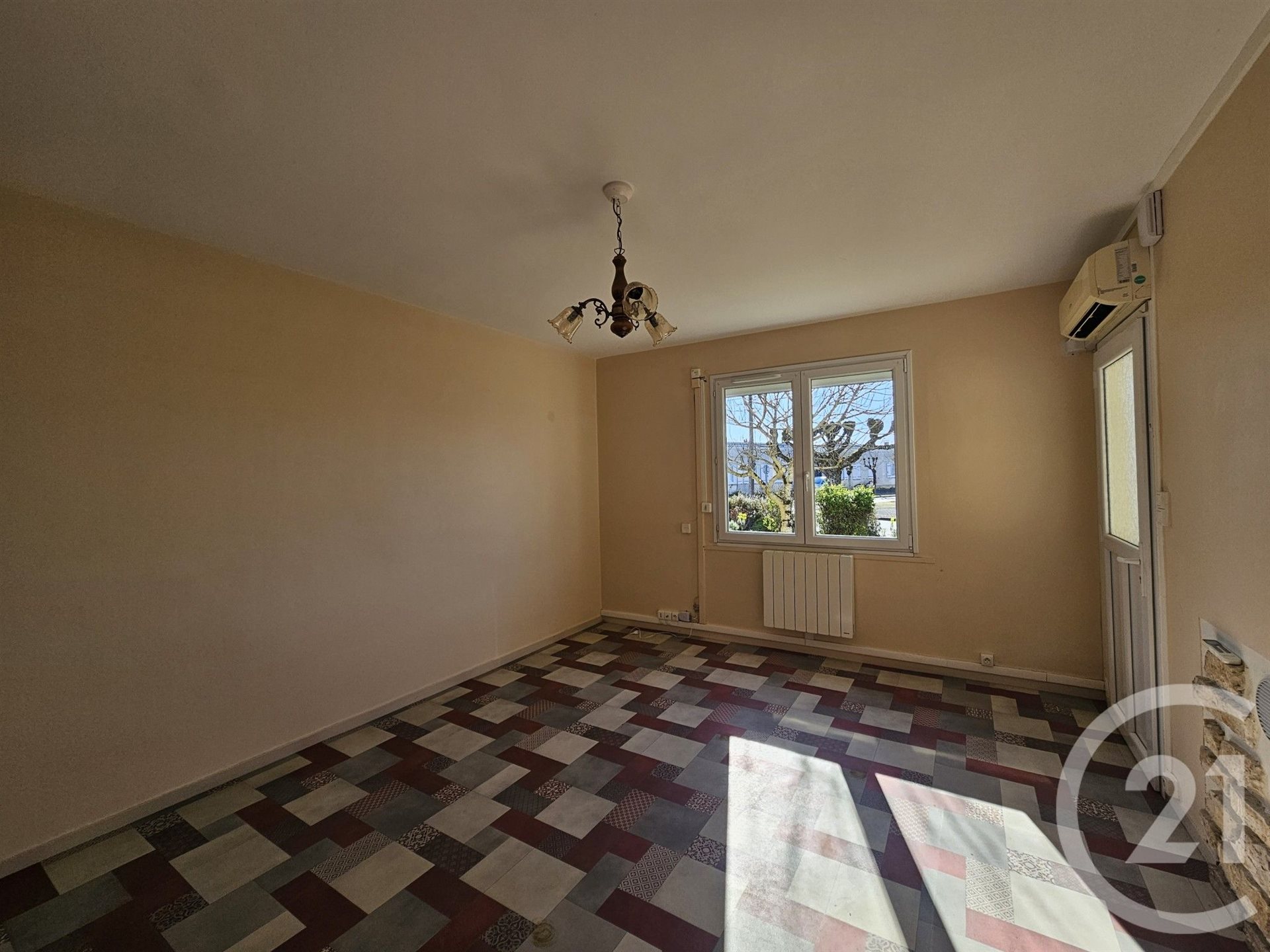 Maison à louer, 54m², Buzançais