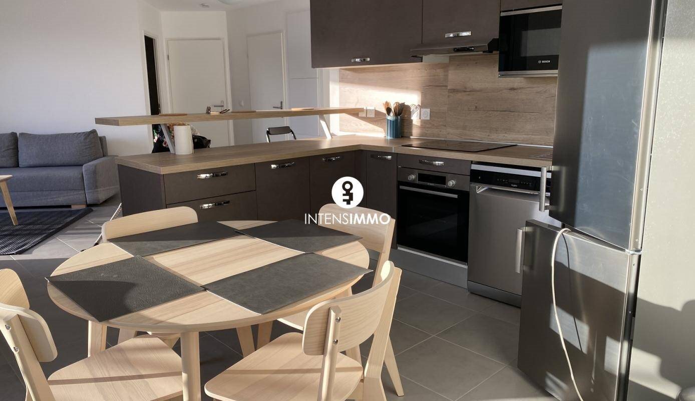 Appartement à louer, 71m², Bordeaux