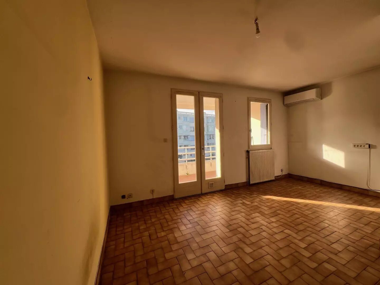 Appartement à louer, 41m², Pont-Saint-Esprit