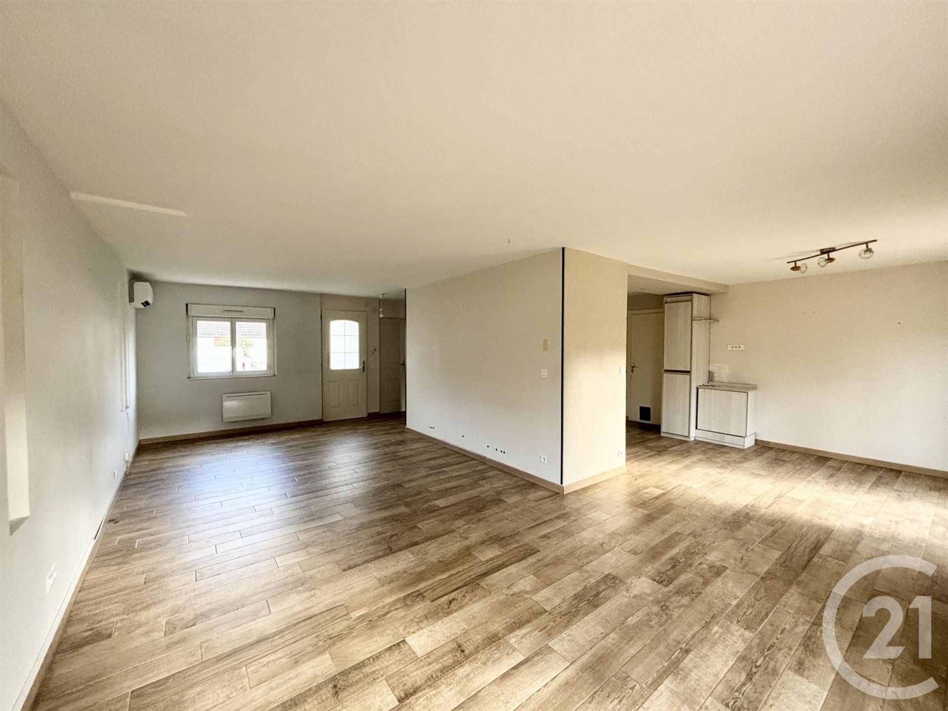 Maison à louer, 101m², Saint-Père-sur-Loire