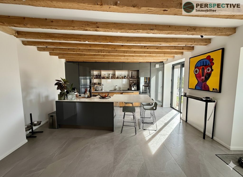 Maison à vendre, 149m², Saint-Genis-Pouilly