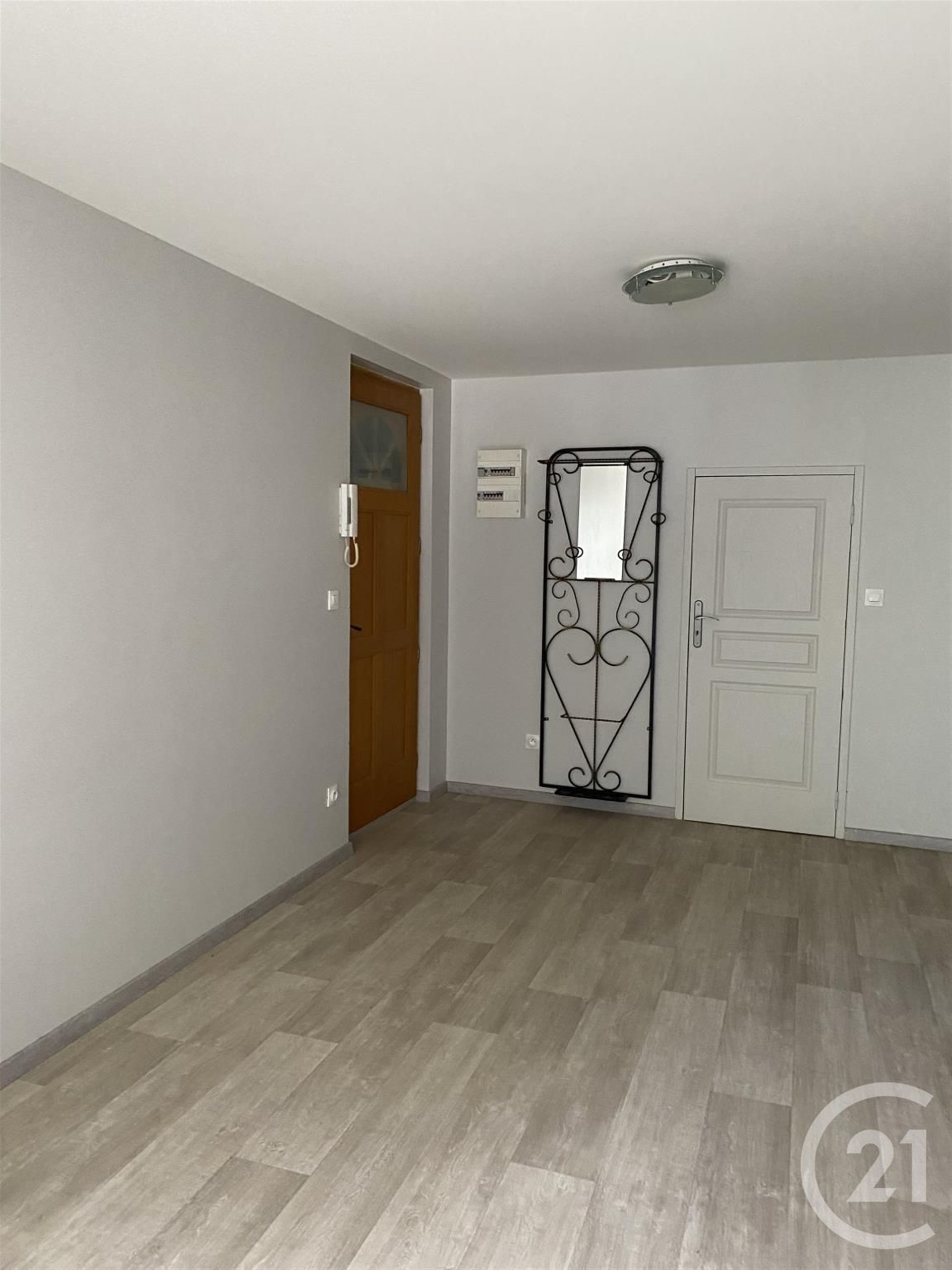 Appartement à louer, 42m², Satillieu