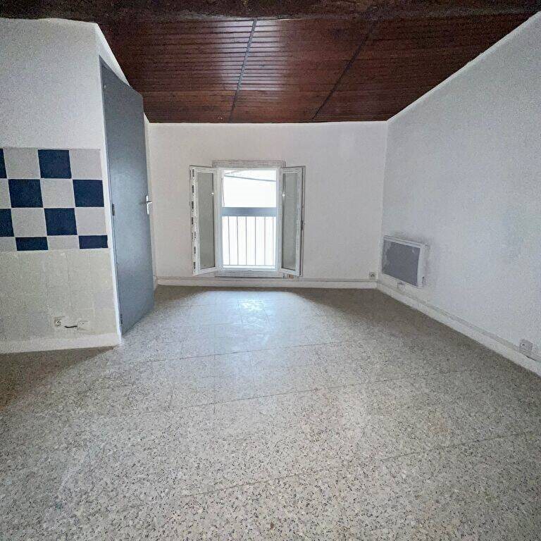 Appartement à louer, 28m², Marignane